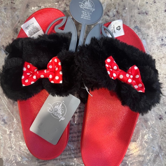 DISNEY Minnie Mouse Slides - Picture 2 of 2